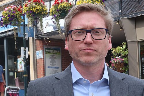 Dan high street photo